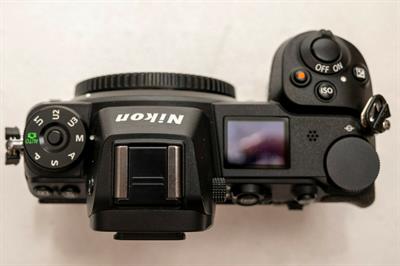 Nikon Z7 in condizioni pari al nuovo - Foto 4