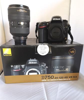 NIKON CORREDO FOTOGRAFICO PROFESSIONALE, mai usato - Foto 4
