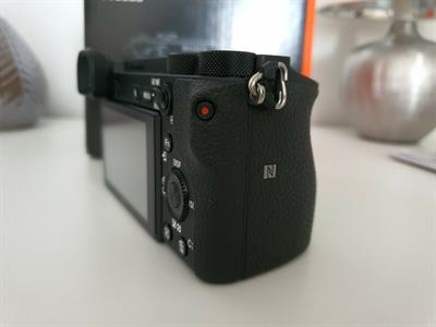 Sony Alpha 6500 fotocamera mirrorless, in ottime condizioni - Anteprima 4