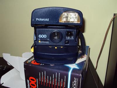 Polaroid 600 - Foto 2