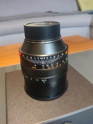 Leica Noctilux-M 50mm f/0,95 ASPH 8 bits
