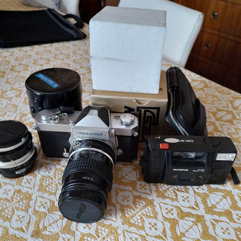 Nikkormat analogica