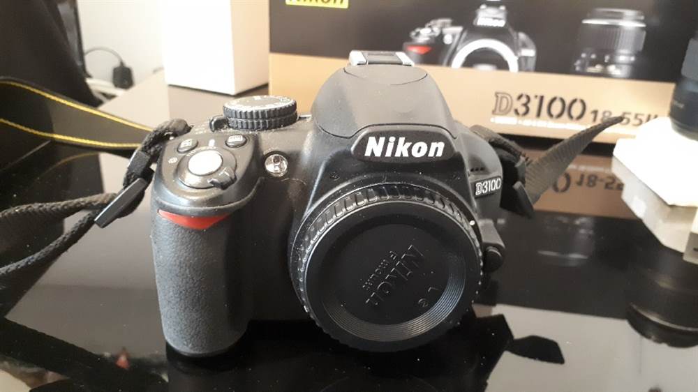 Foto 5Reflex Marca Nikon D3100 + Obiettivo Af-S Dx 18-55 VR, ottimo stato
