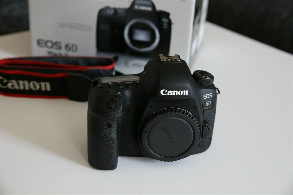 Canon EOS 6D Mark II