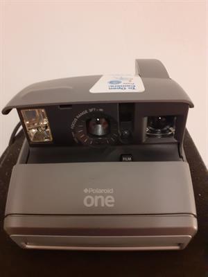 Polaroid One
