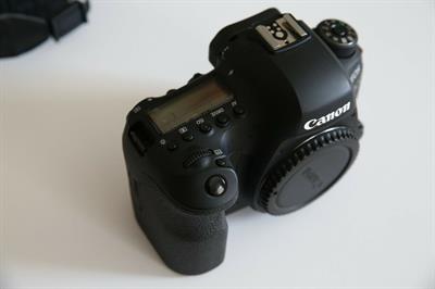 Canon EOS 6D Mark II - Anteprima 5