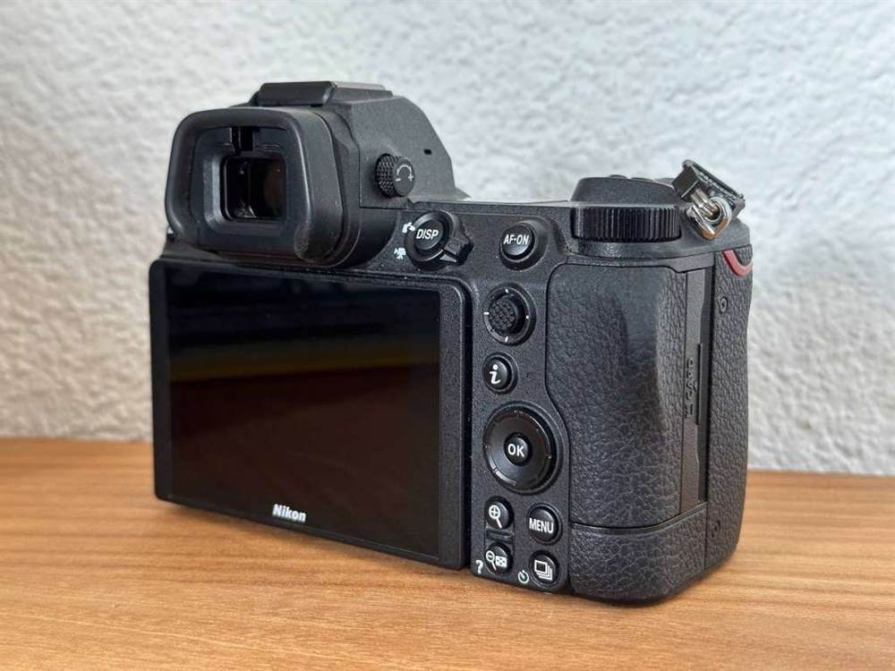 Foto 2Nikon Z6II