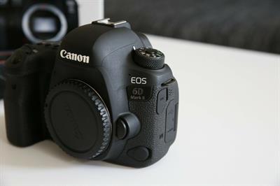 Canon EOS 6D Mark II - Anteprima 3