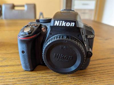 Fotocamera reflex Nikon D5300 Wi-Fi