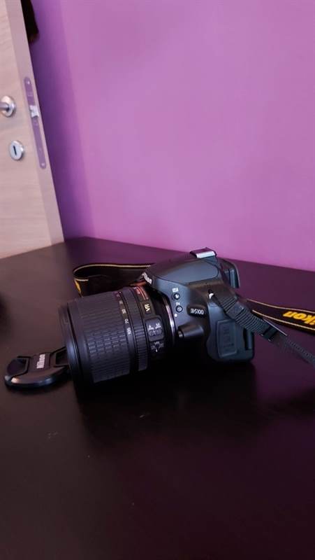 Foto 3Nikon D5100 con ottica 15-105, come nuova